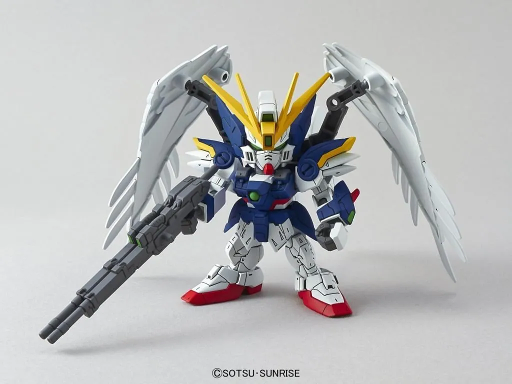 GUNDAM - SD Gundam EX-Standard 004 Wing Gundam Zero (EW) - Model Kit
